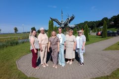 img-4d9d3894a1c6e1bdac93eb71e79e303c-v